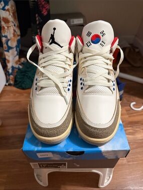 Jordan 3’s Seoul 2.0 Worn 1x Brand New Size 11.5 Very Comfortable